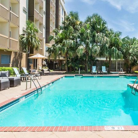 Wyndham Garden New Orleans Airport Hotel Metairie Exterior photo